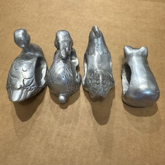 Vintage Metal Animal Napkin Rings - Chicken, Rabbit, Pig, Duck Set Of 4 Cottage - Picture 6 of 8